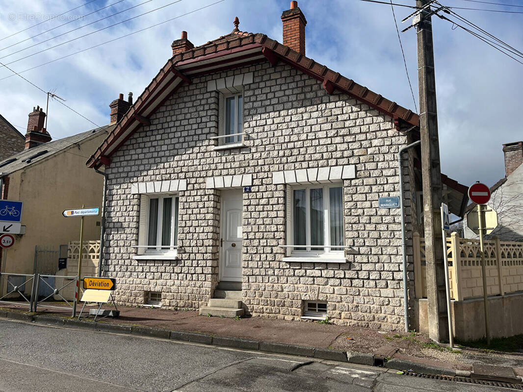 Maison à MONTARGIS
