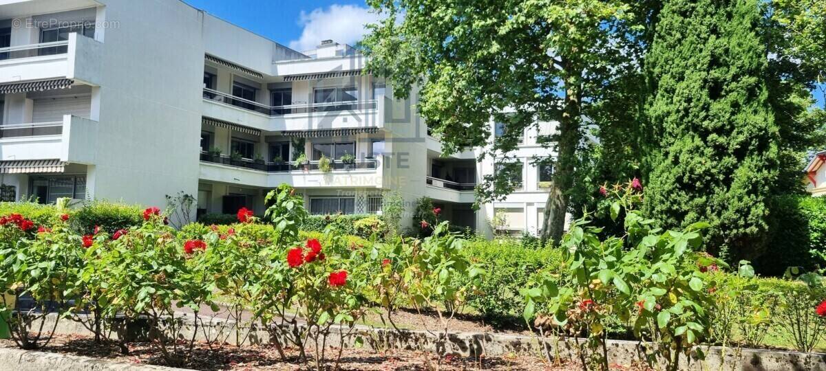 Appartement à SAINT-GRATIEN