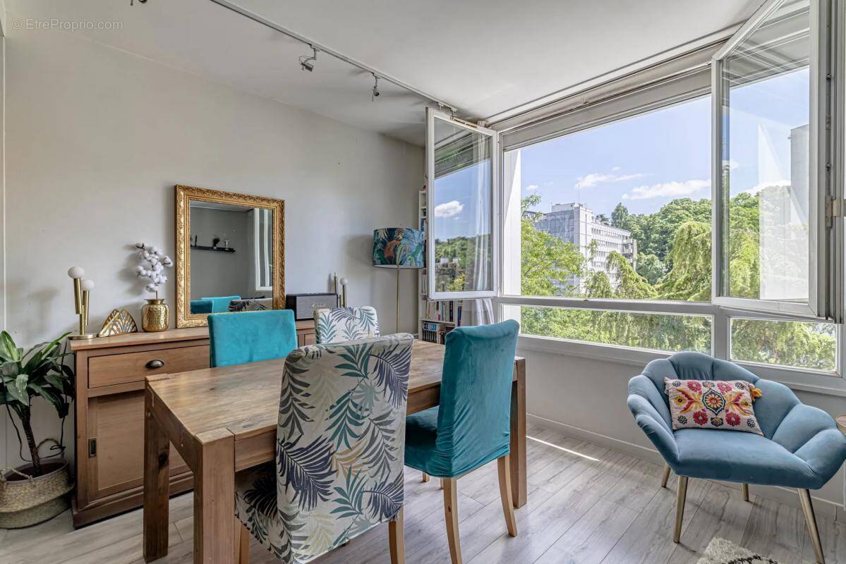 Appartement à SEVRES