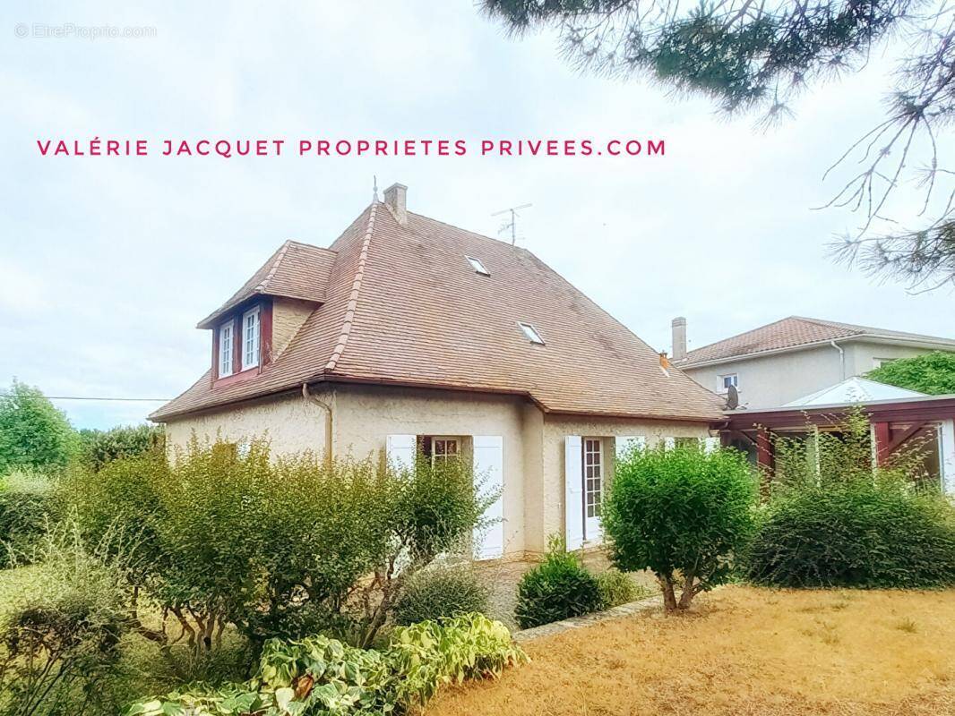 Maison à MONTPON-MENESTEROL