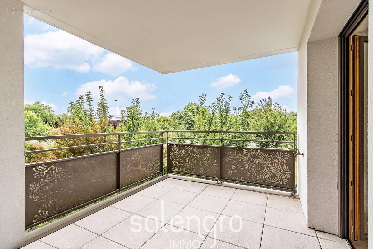 Appartement à BRON