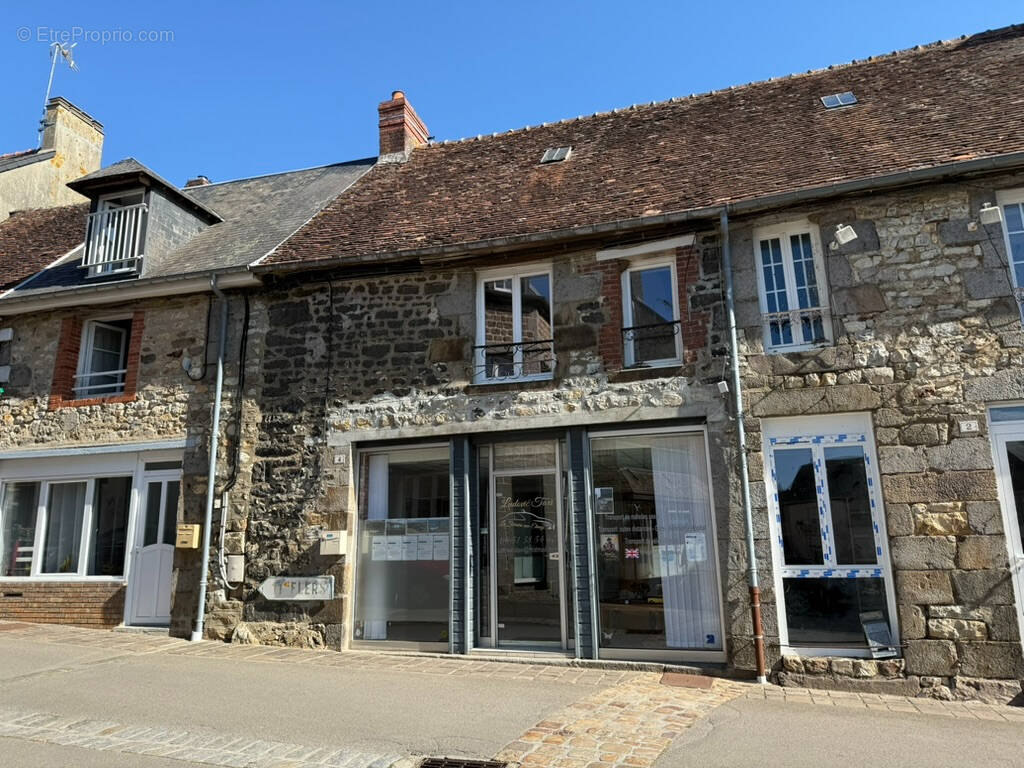 Maison à LA FERRIERE-AUX-ETANGS