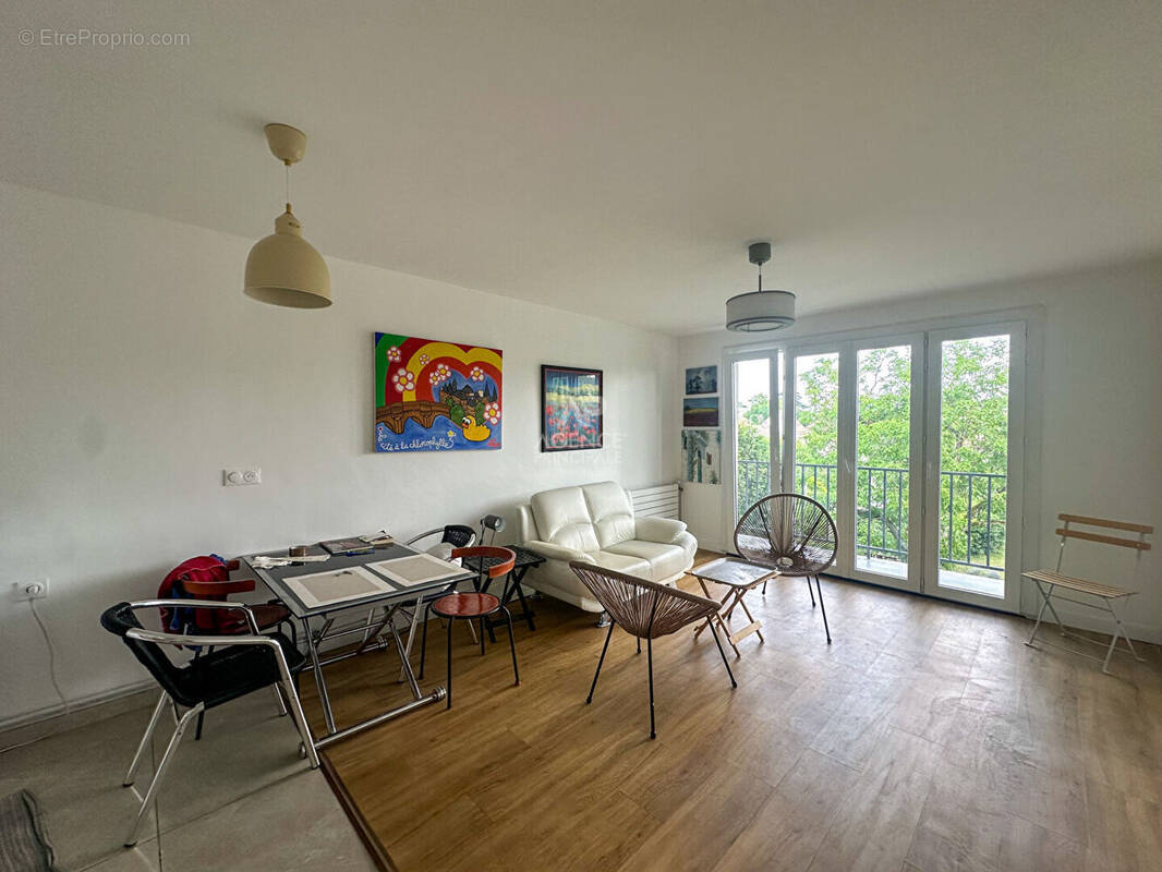 Appartement à ERMONT