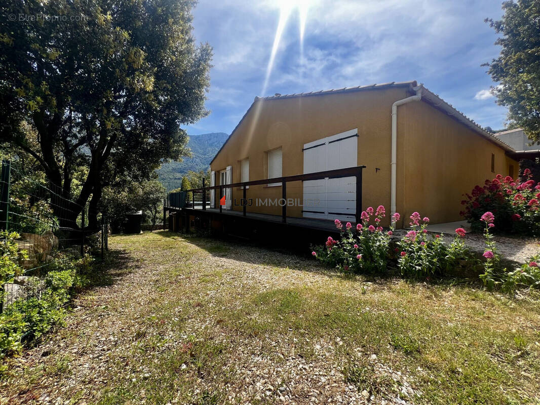 Maison à DUILHAC-SOUS-PEYREPERTUSE