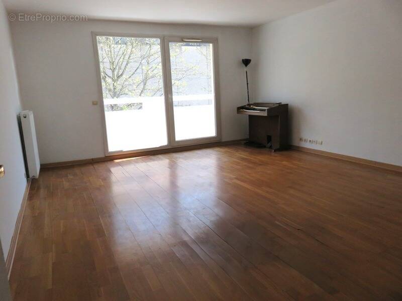Appartement à VITRY-SUR-SEINE