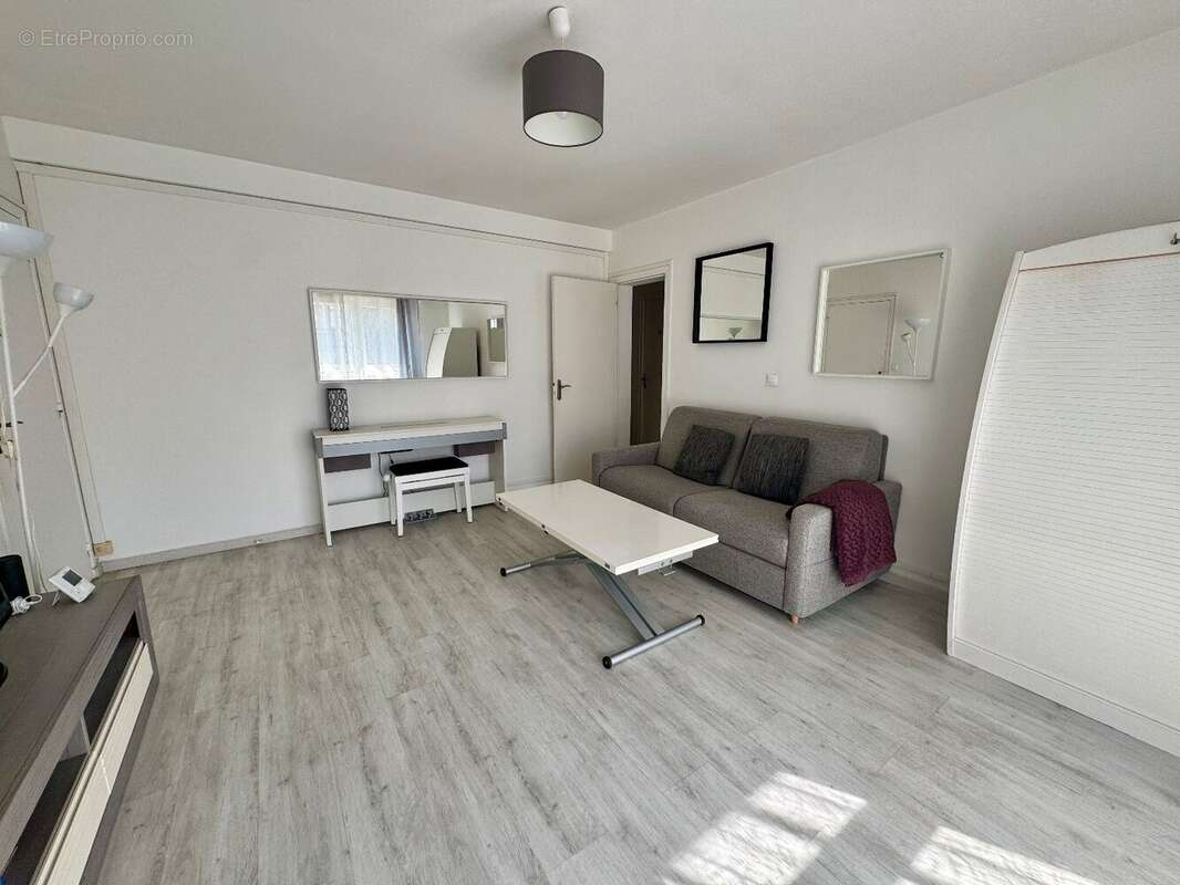 Appartement à OUISTREHAM