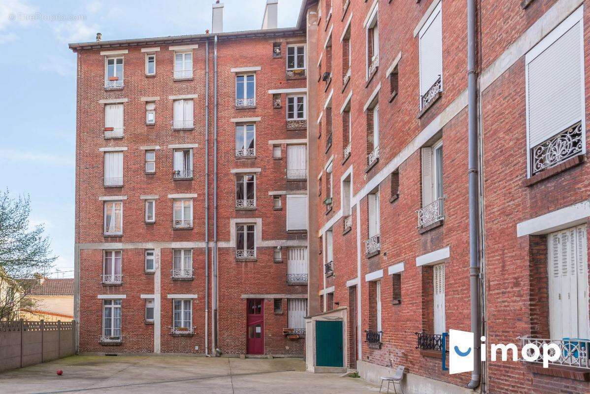 Appartement à GROSLAY