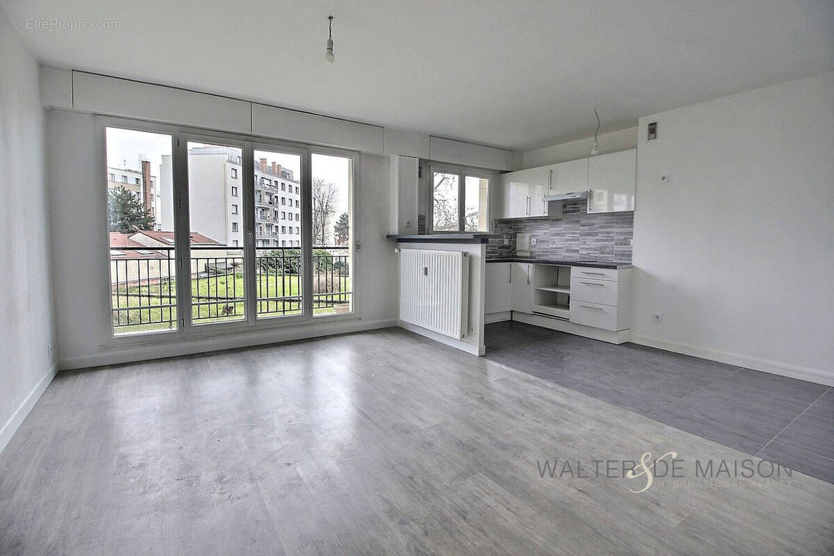 Appartement à SAINT-DENIS