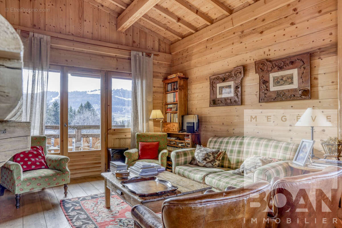 Appartement à DEMI-QUARTIER