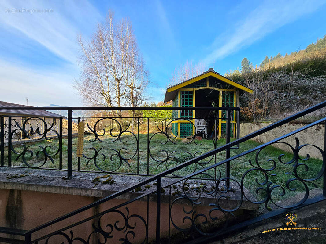 Maison à GRANDRIS