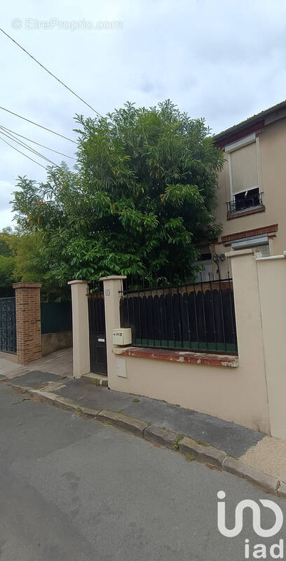 Photo 1 - Maison à LIVRY-GARGAN