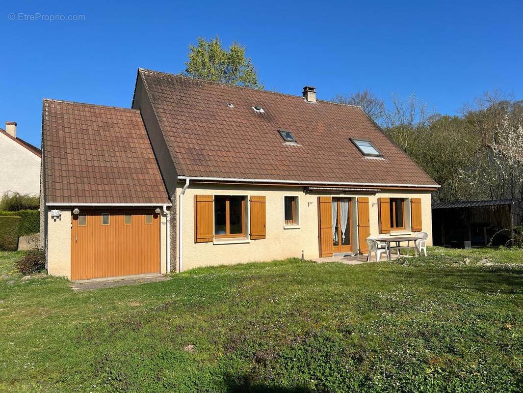 Photo 1 - Maison à ELANCOURT