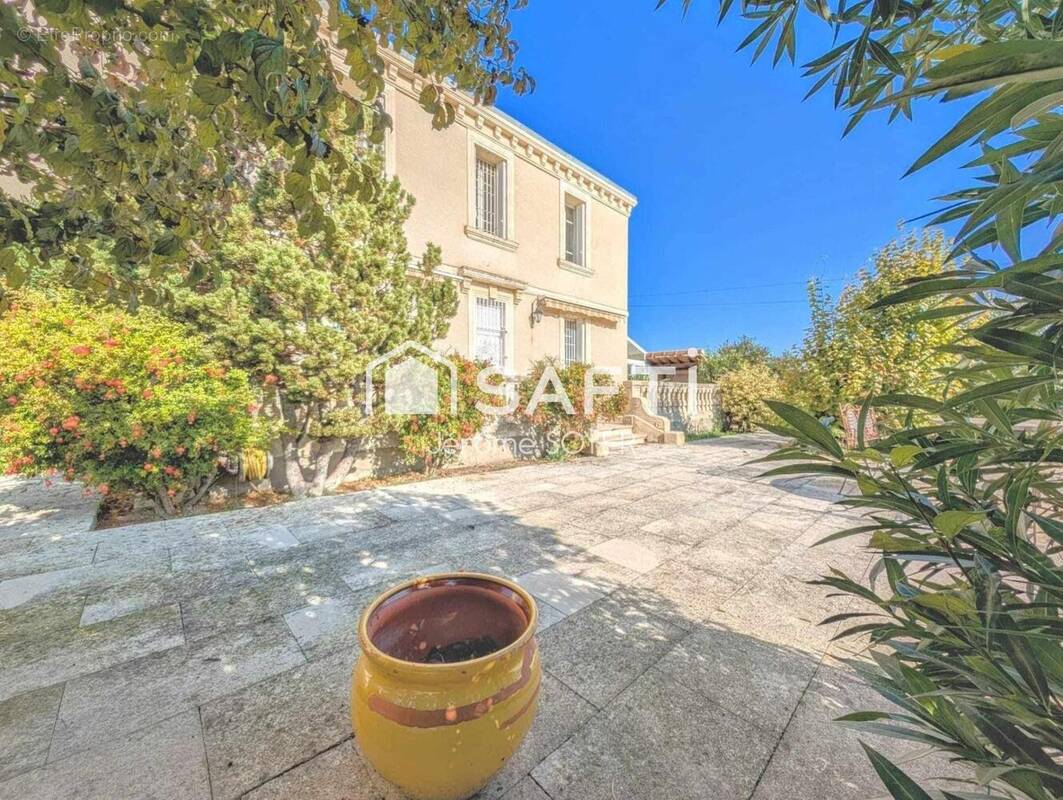 Photo 1 - Maison à BARBENTANE