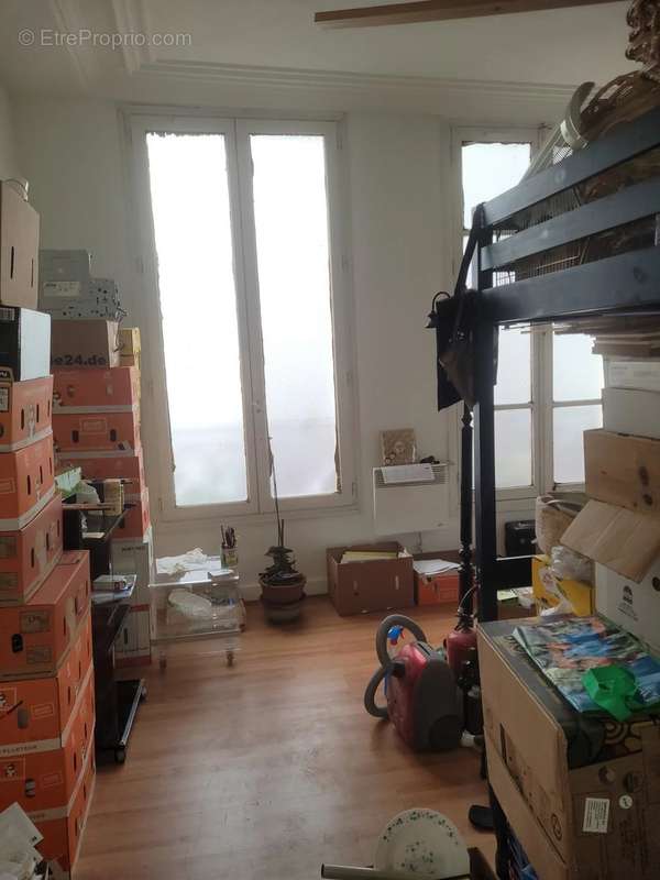 Commerce à PARIS-3E