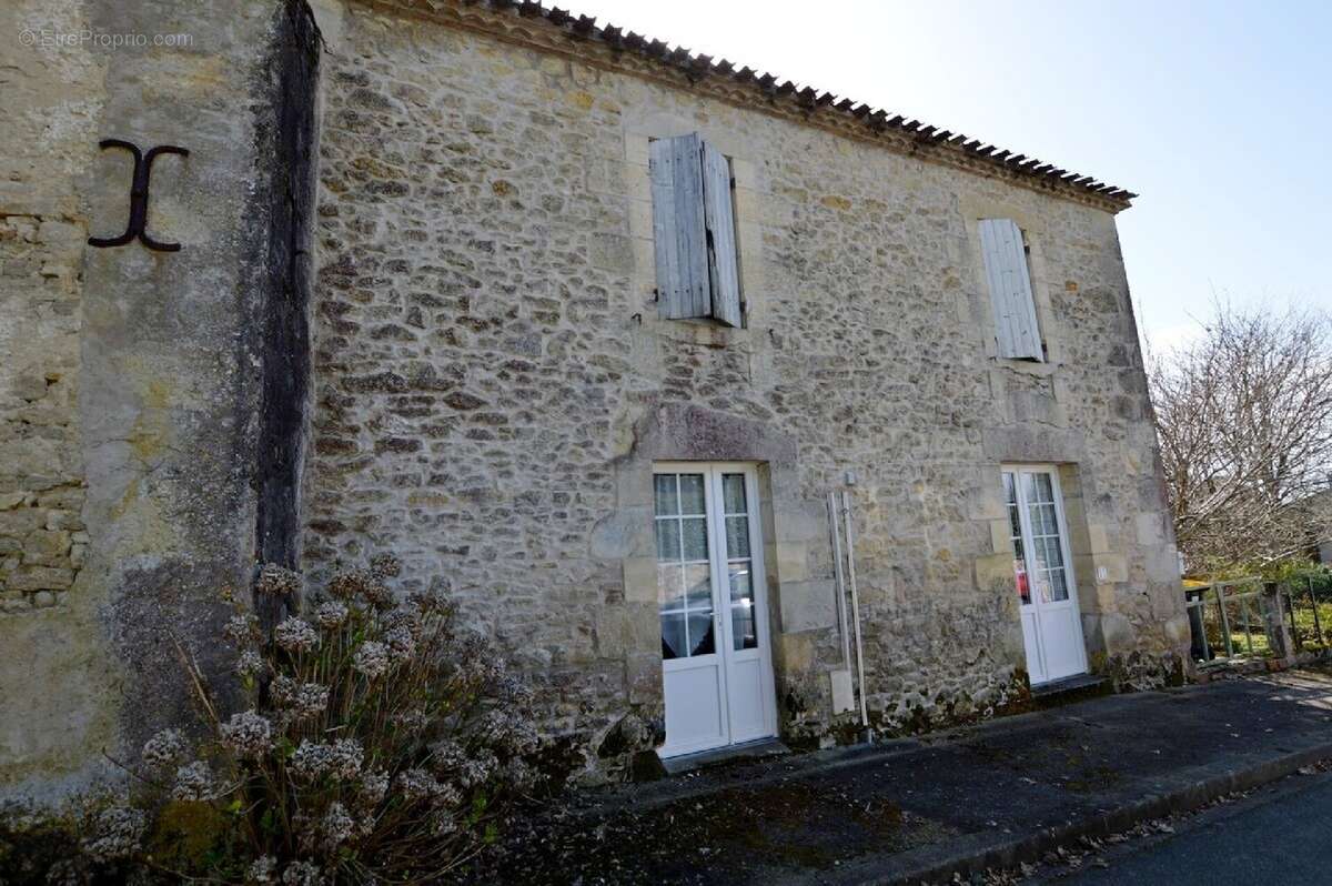 Maison à PELLEGRUE