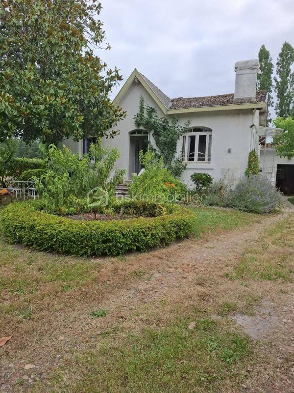 Maison à BAZAS