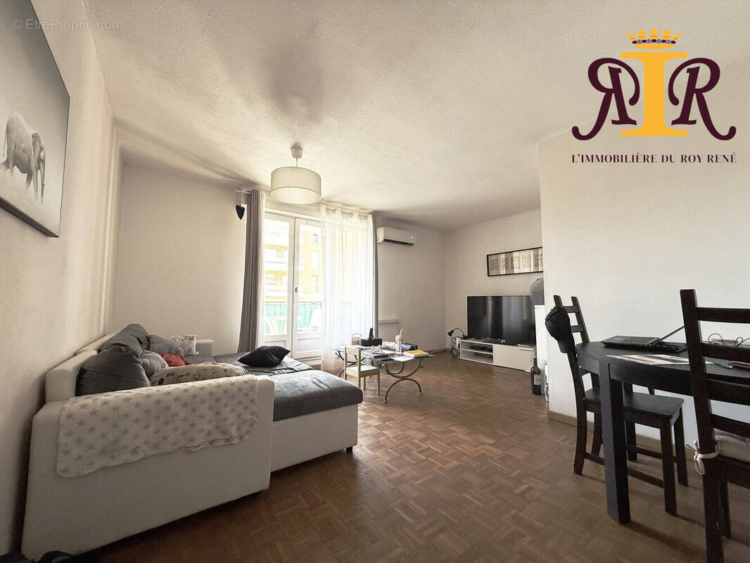 Appartement à ARLES