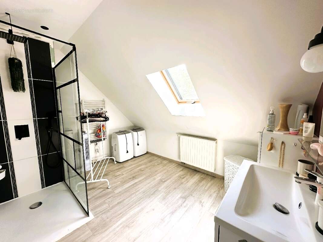 Maison à QUEANT