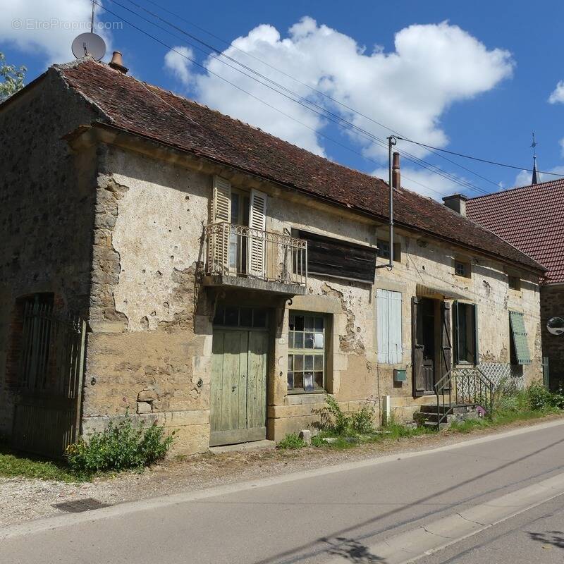 Maison à SEMUR-EN-AUXOIS