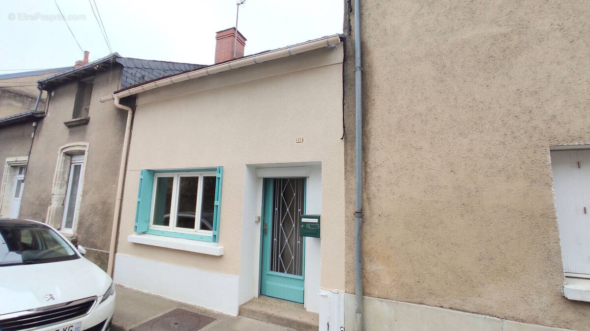 Maison à CHATELLERAULT