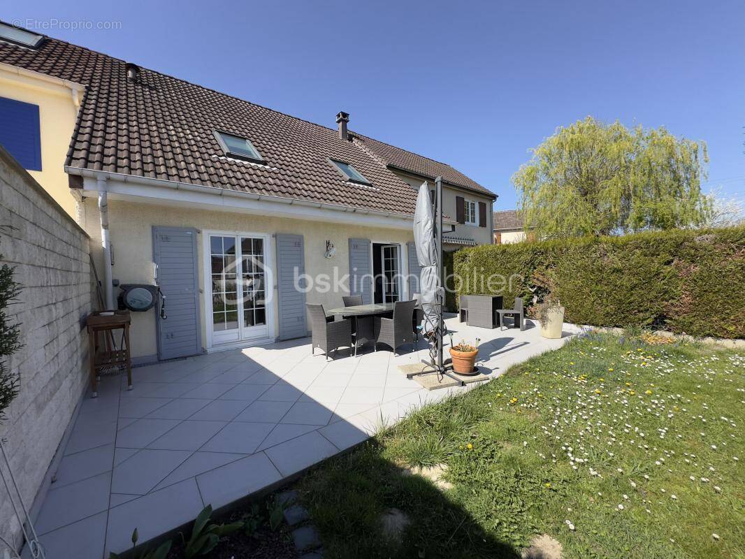 Maison à VILLEPINTE