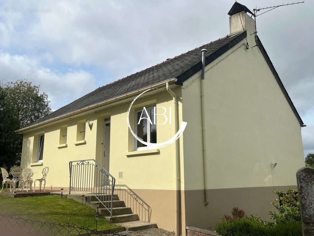Maison à CHAMPSECRET