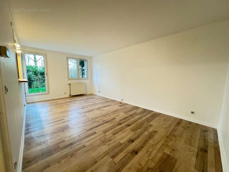 Appartement à ELANCOURT