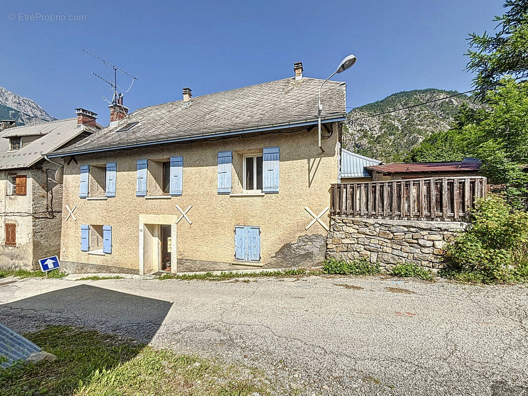 Maison à LES THUILES