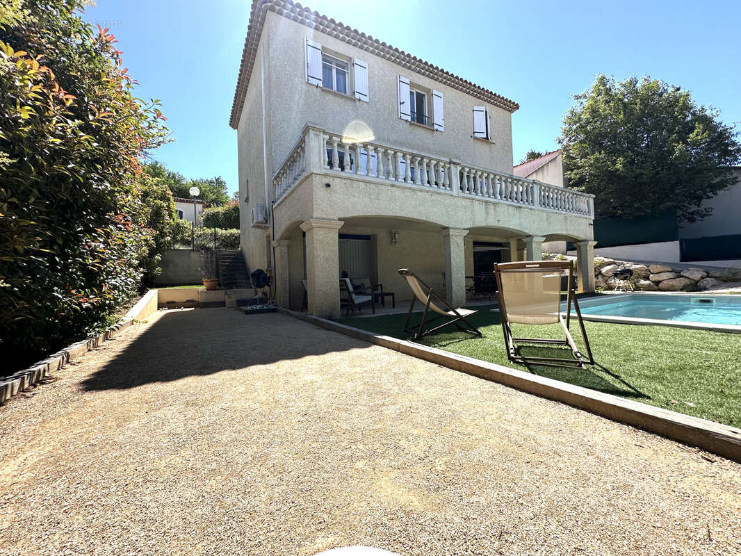 Maison à MARSEILLE-11E