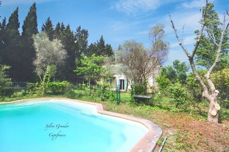Maison à EYGUIERES
