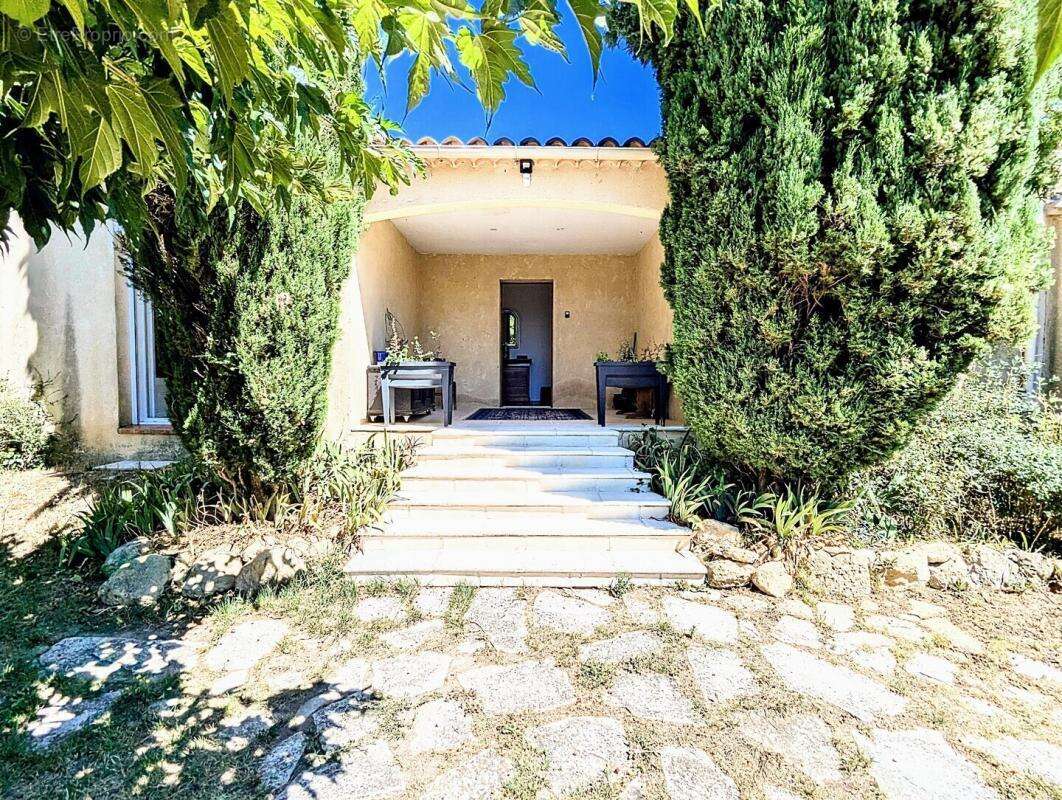 Maison à LAURIS