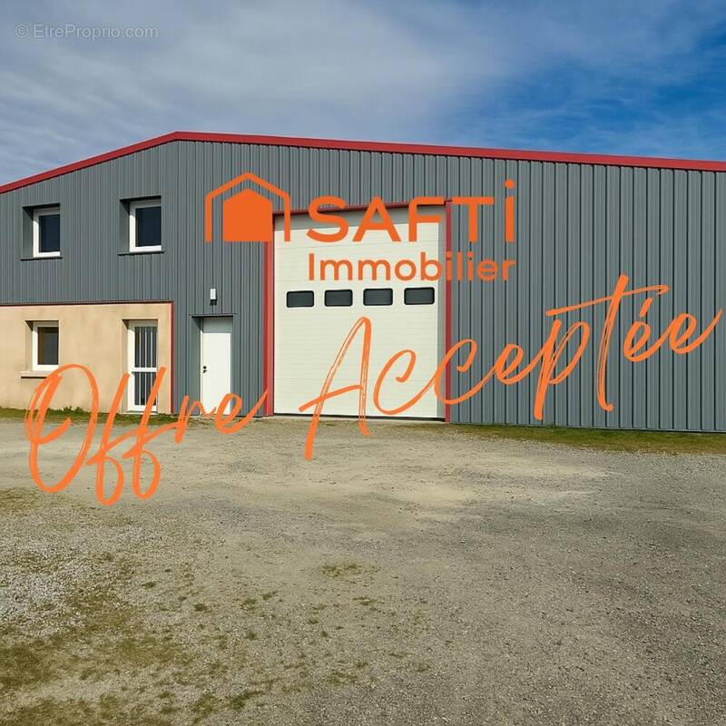 Photo 1 - Commerce à AIGREFEUILLE-SUR-MAINE