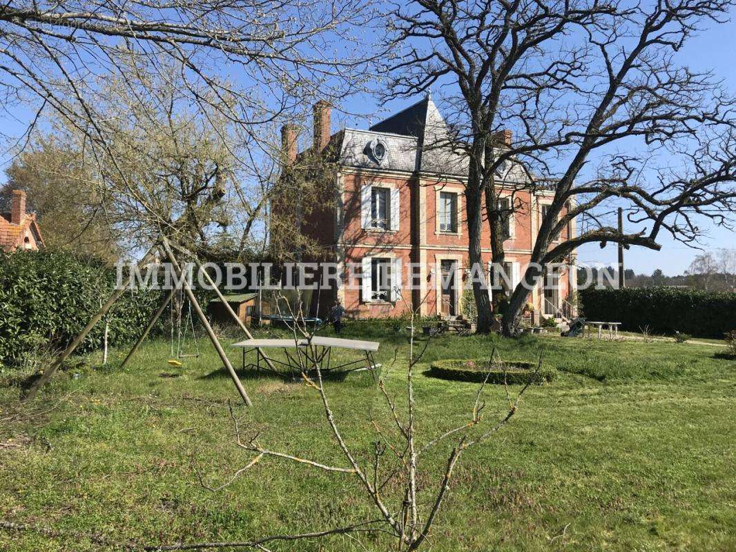 Maison à LAMOTTE-BEUVRON