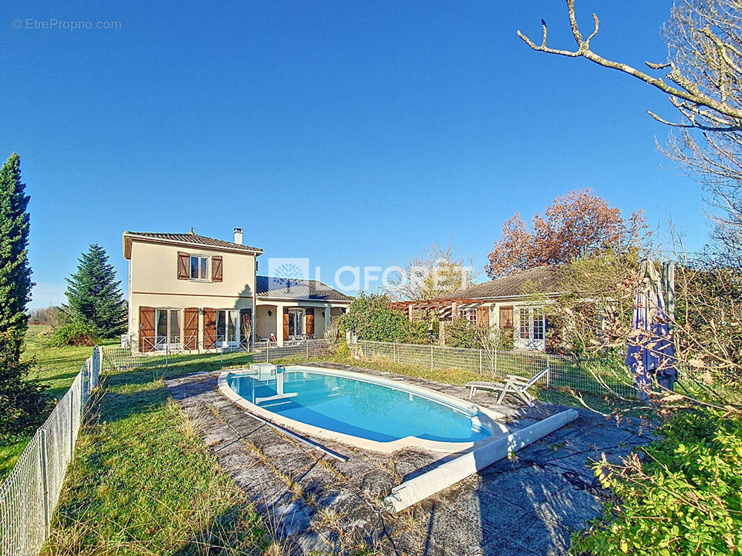 Maison à CASTELNAU-D&#039;ESTRETEFONDS