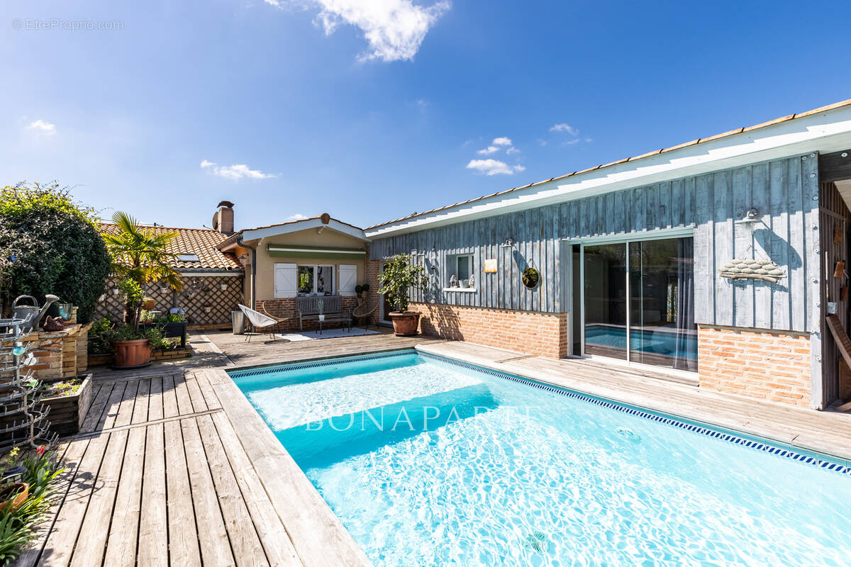 Maison à VENDAYS-MONTALIVET