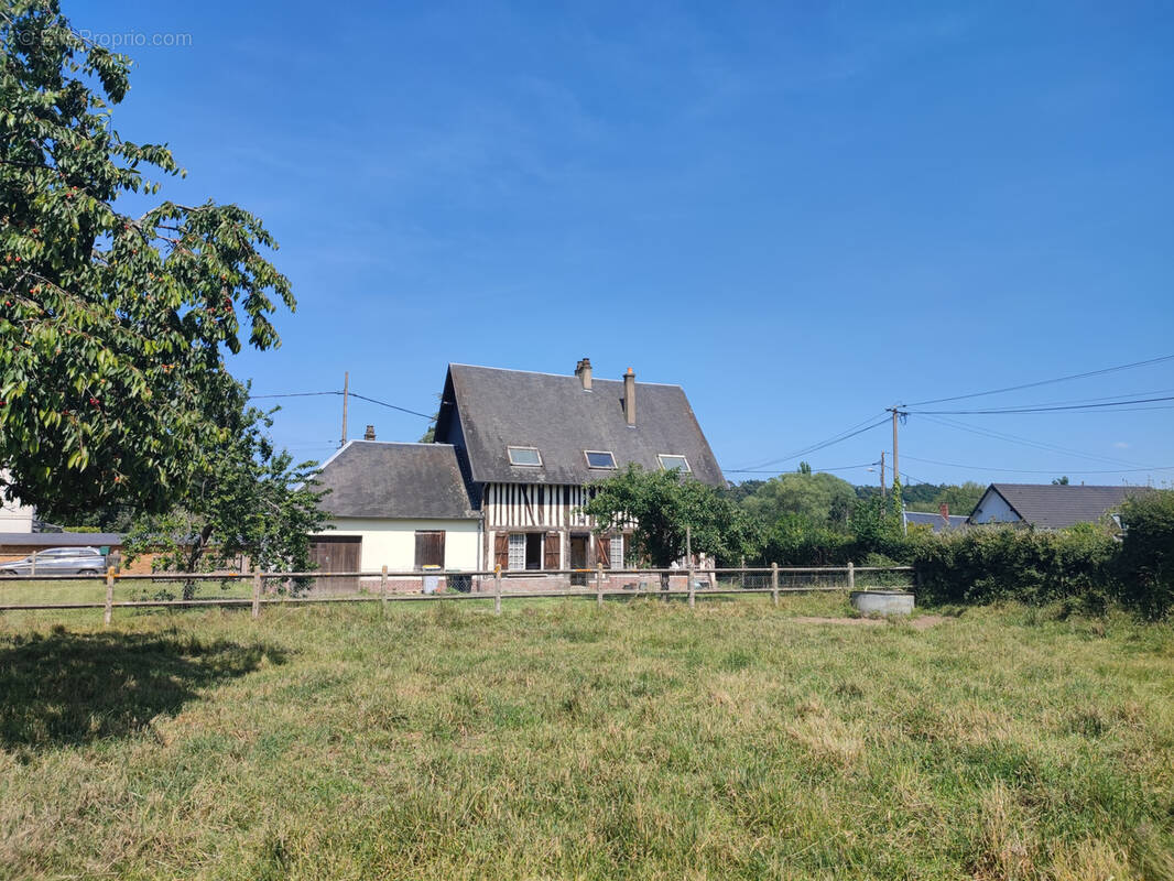 Maison à BEAUMONT-LE-ROGER