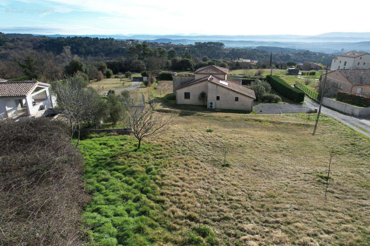 Maison à TAURIERS