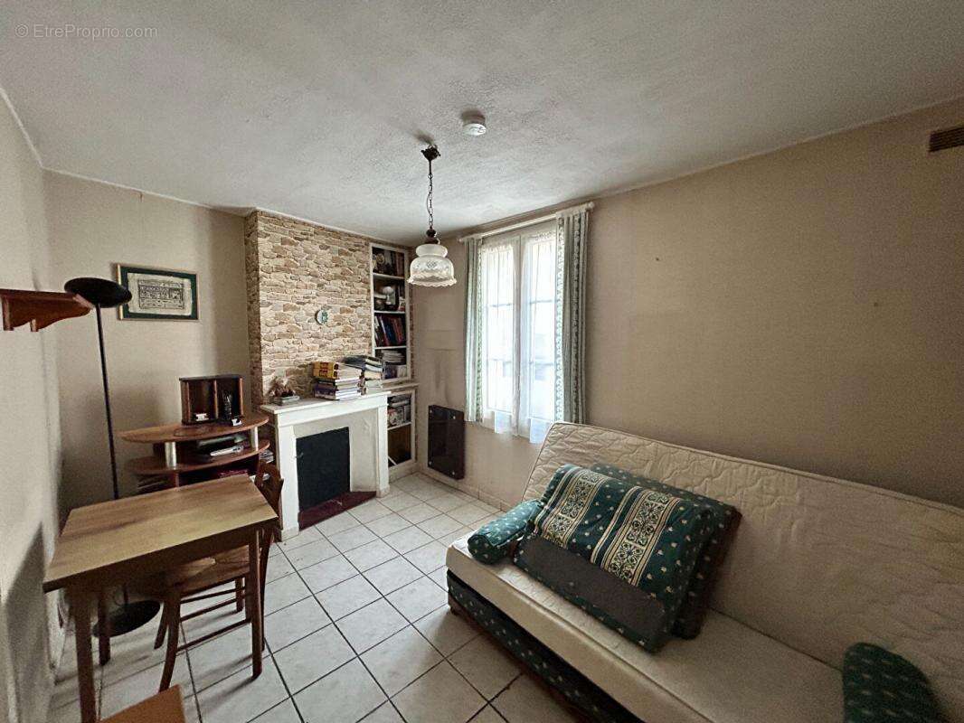 Maison à MARINES
