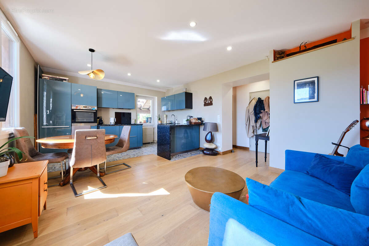 Appartement à CRAN-GEVRIER