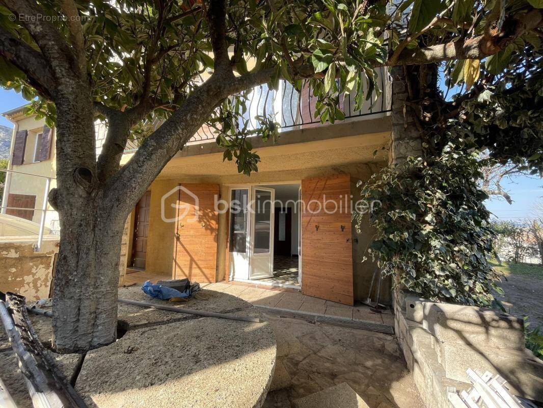 Maison à VOLX