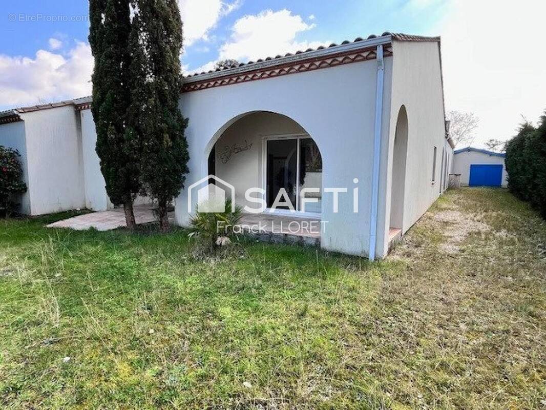 Photo 1 - Maison à VENDAYS-MONTALIVET