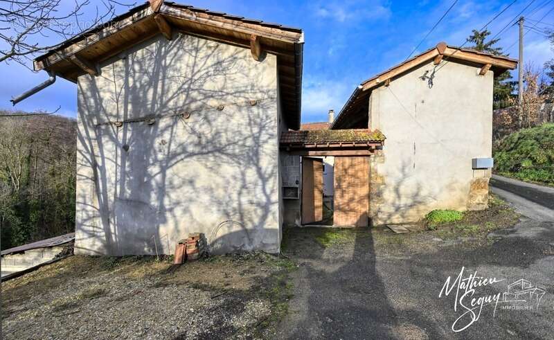 Maison à THURINS