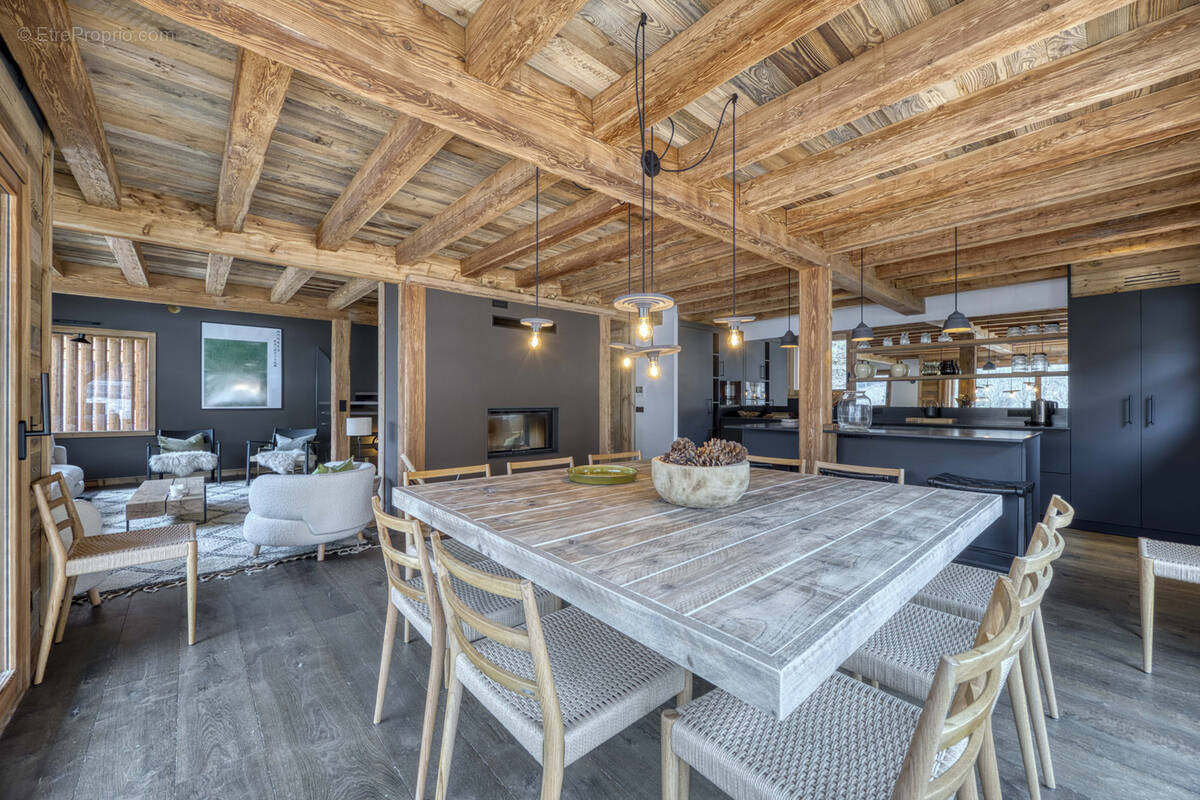 Maison à LA CLUSAZ