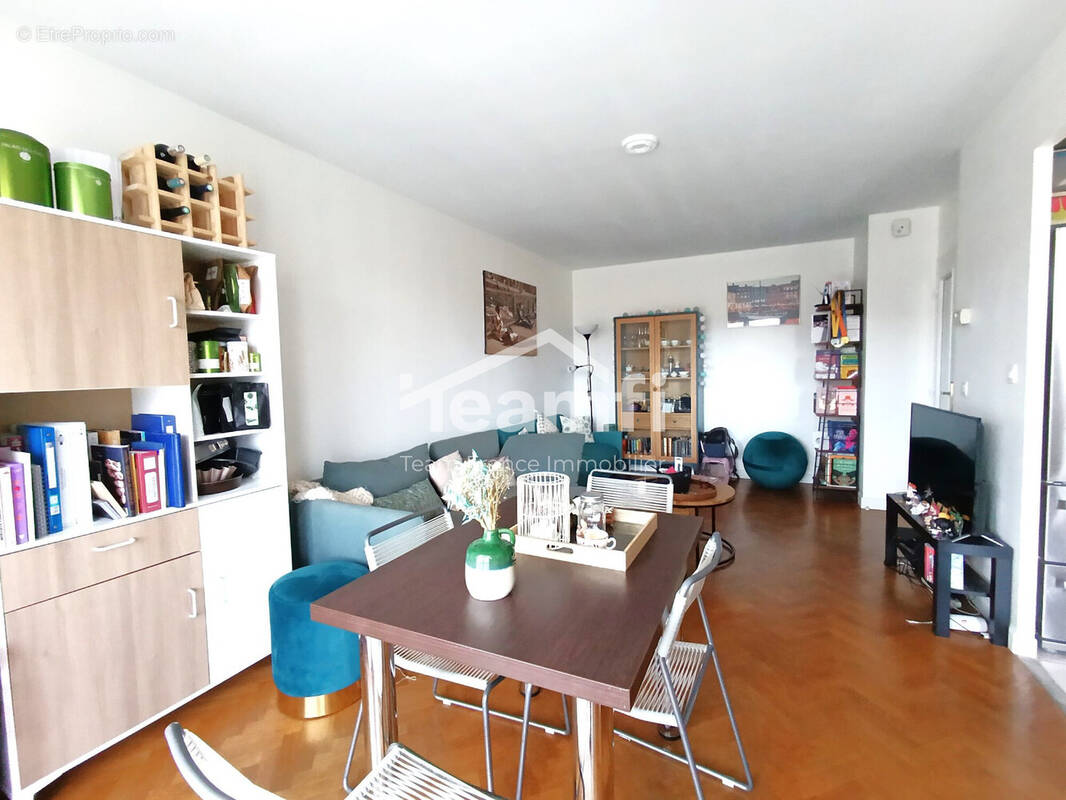Appartement à LYON-8E