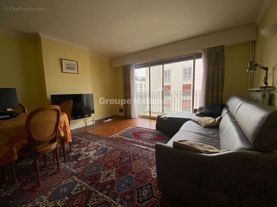 Appartement à VERSAILLES