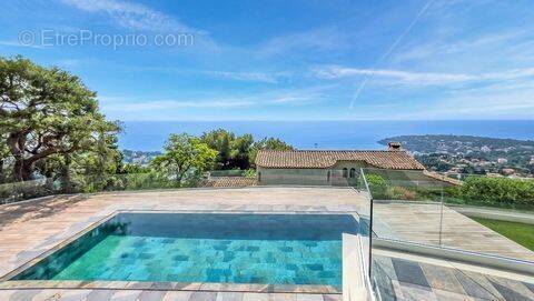 Maison à ROQUEBRUNE-CAP-MARTIN