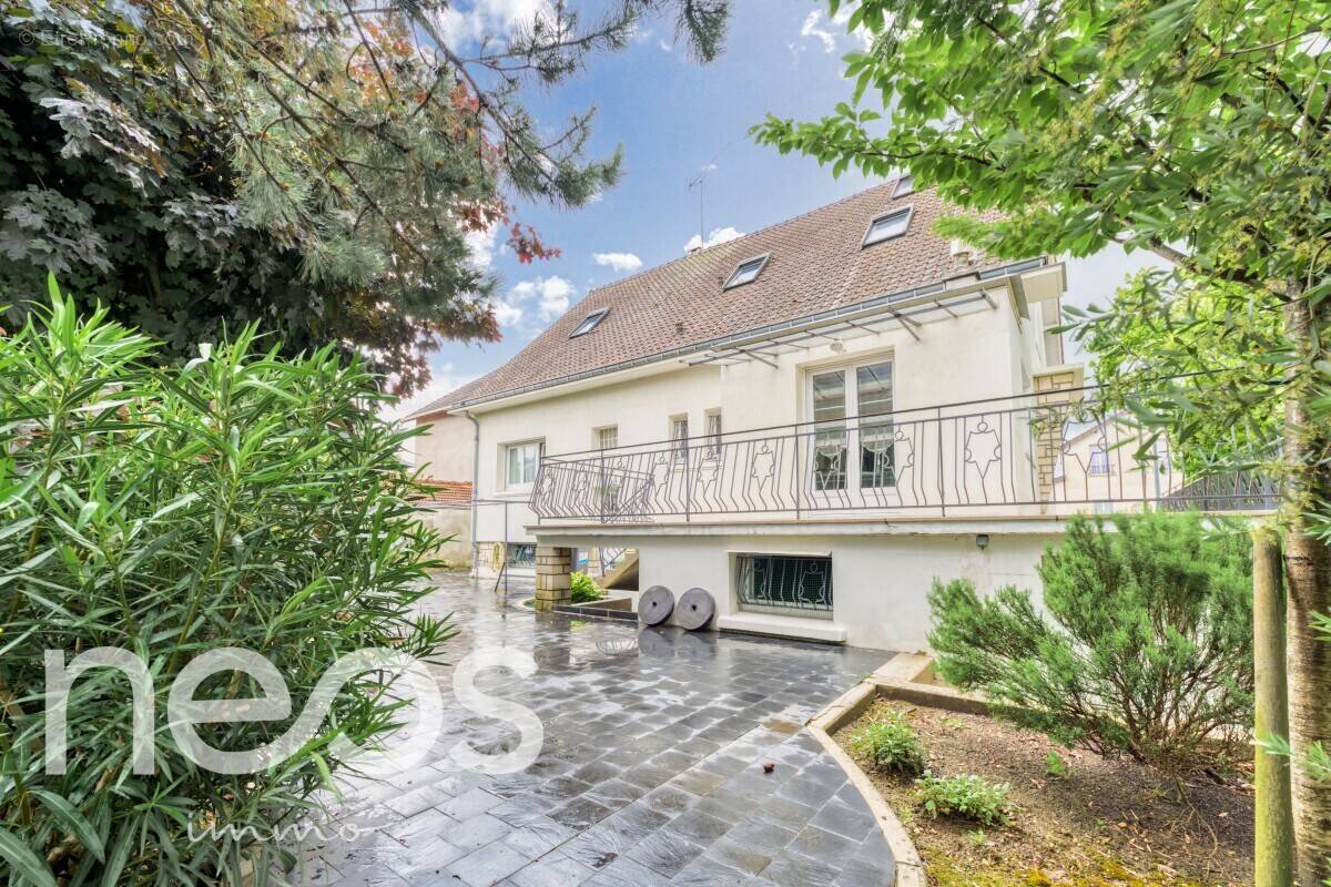 Maison à MAISONS-ALFORT