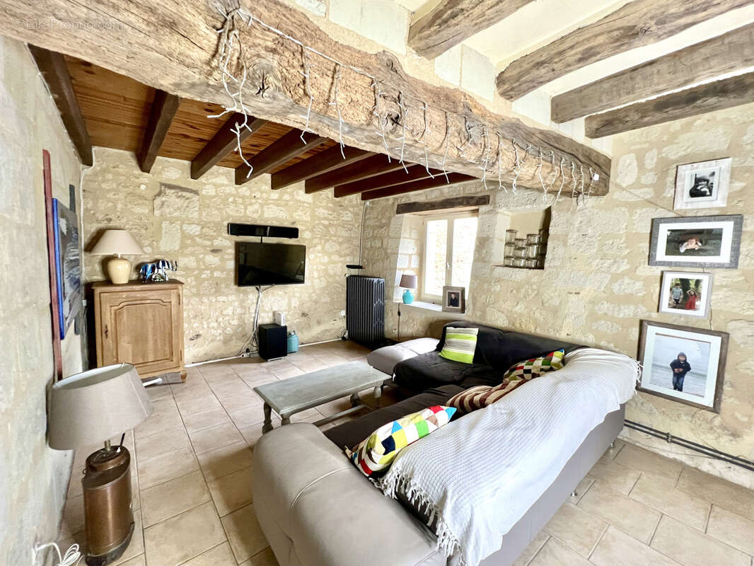 Maison à FONTEVRAUD-L&#039;ABBAYE