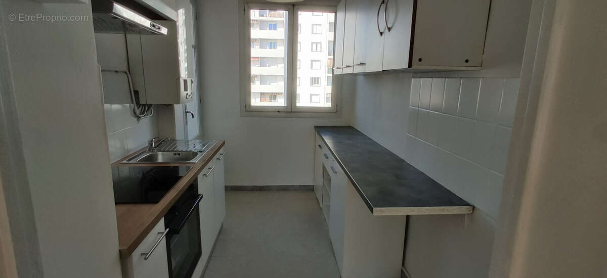 Appartement à MARSEILLE-13E