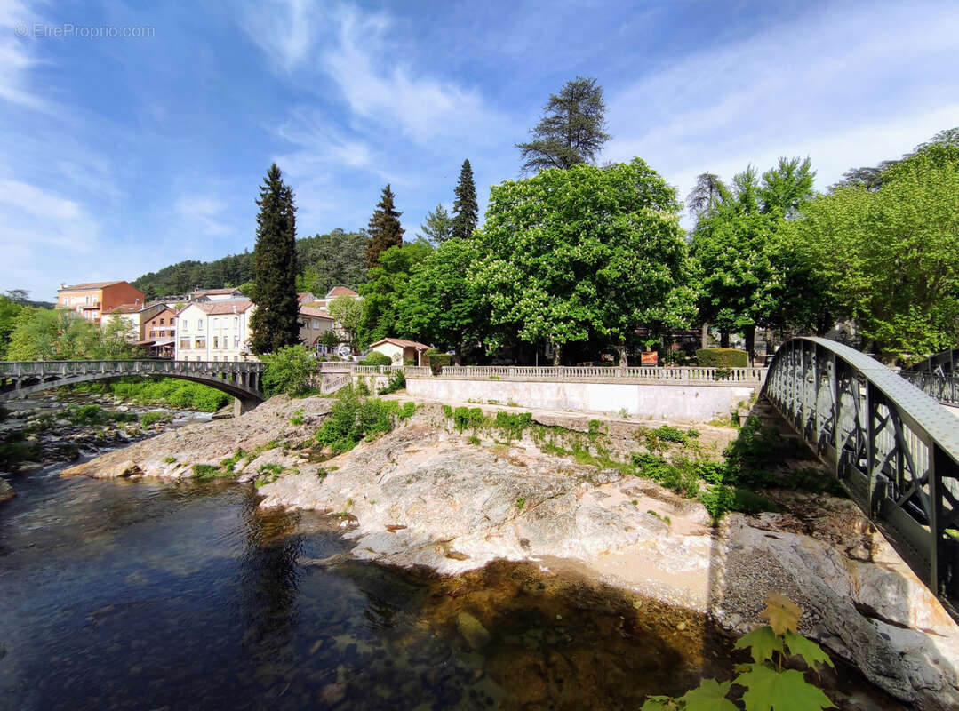 Appartement à VALS-LES-BAINS